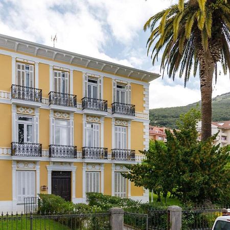 Apartamentos Casa Carre 1893 Сантонья Экстерьер фото